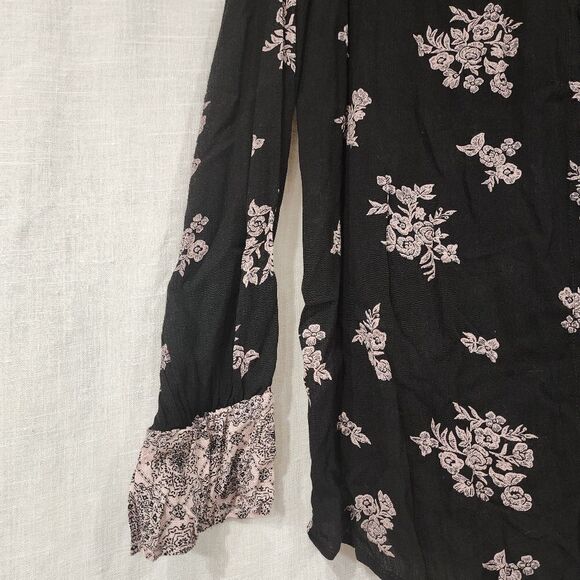 Torrid Black Purple Floral Tie Bust Button Down Blouse - Picture 8 of 9